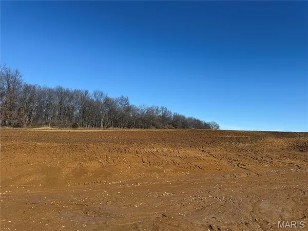 $92,500 | 330 Timberline Court, Eolia, MO 63344