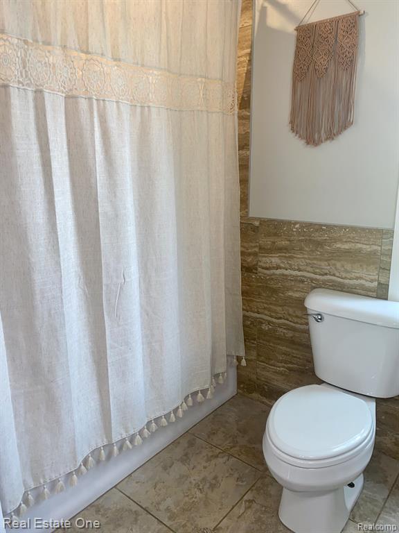 947 Grace Avenue Rochester Hills, MI 48307 - Photo 34 of 47