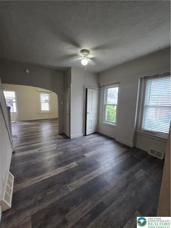 $1,475 | 1437 Webster Street, Allentown, PA 18102