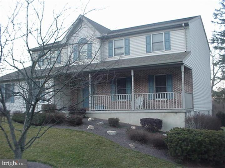 902 Old Fritztown Road Reading, PA 19608 - Photo 4 of 15