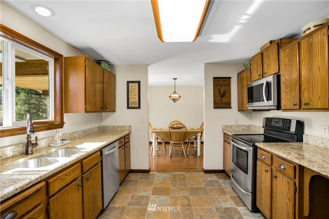 436 Proffitt Road Centralia, WA 98531 - Photo 8 of 40 Gallery Image 8