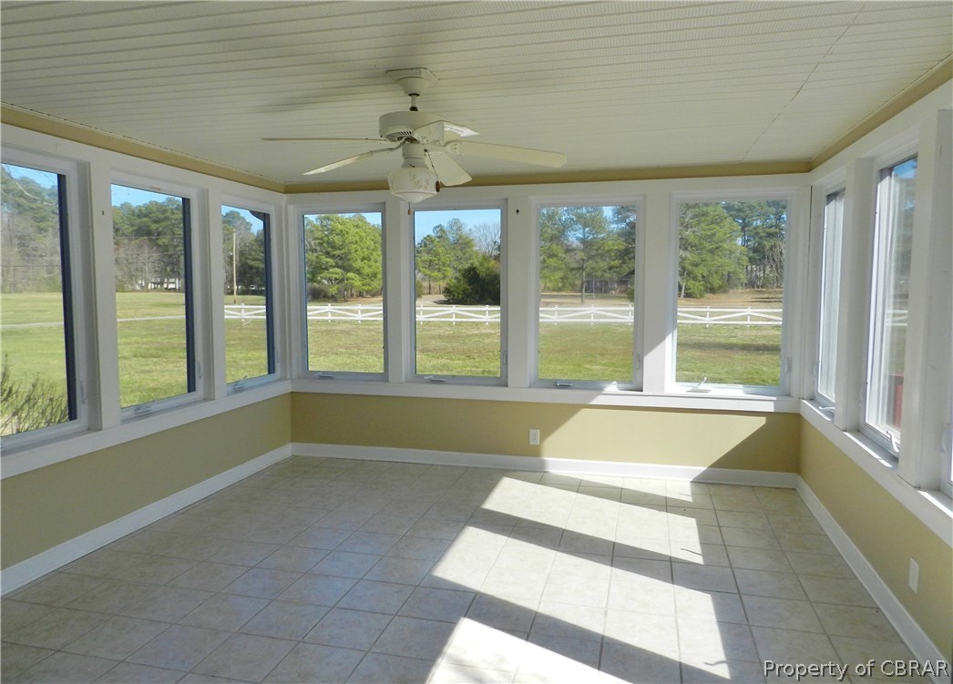 371 Gwynnville Road Hudgins, VA 23076 - Photo 5 of 20