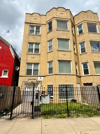 $1,700 | 4344 West Lexington Street, Unit 1, Chicago, IL 60624