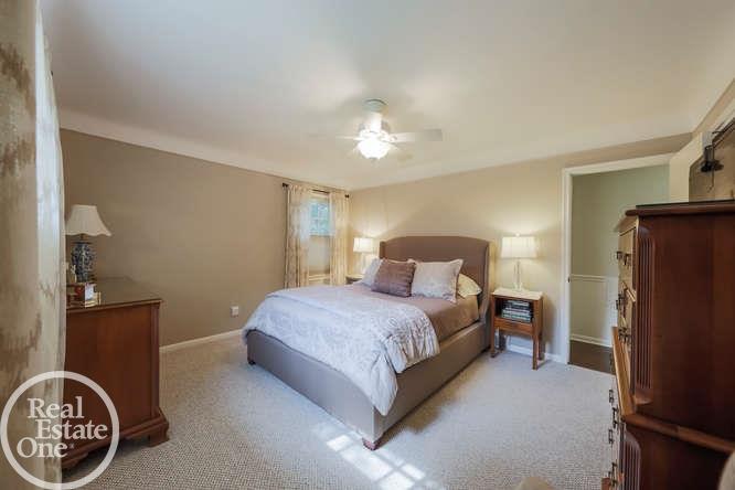 87 Ridge Road Grosse Pointe, MI 48236 - Photo 16 of 43 31330107-15.JPG
