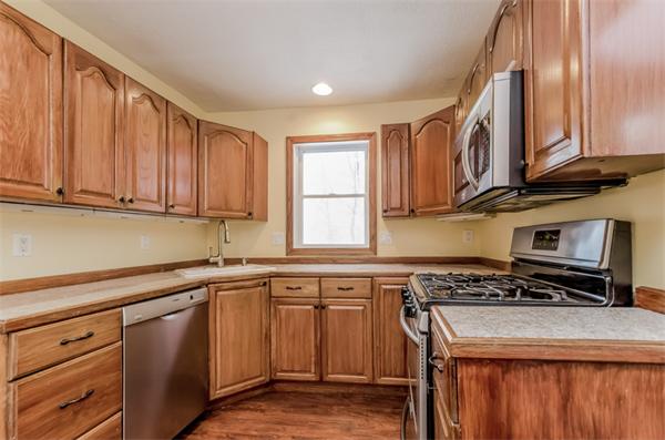 17 Concord Road Westford, MA 01886 - Photo 8 of 30 Gallery Image 8