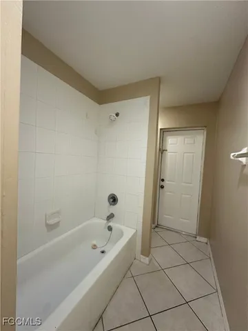 $1,600 | 3015 40th Street Southwest, Lehigh Acres, FL 33976