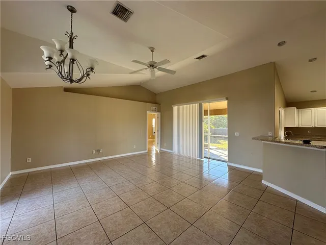 $1,600 | 3015 40th Street Southwest, Lehigh Acres, FL 33976