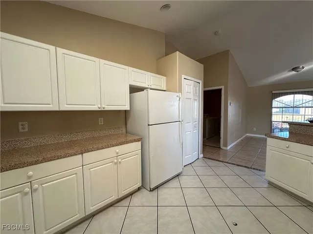 $1,600 | 3015 40th Street Southwest, Lehigh Acres, FL 33976