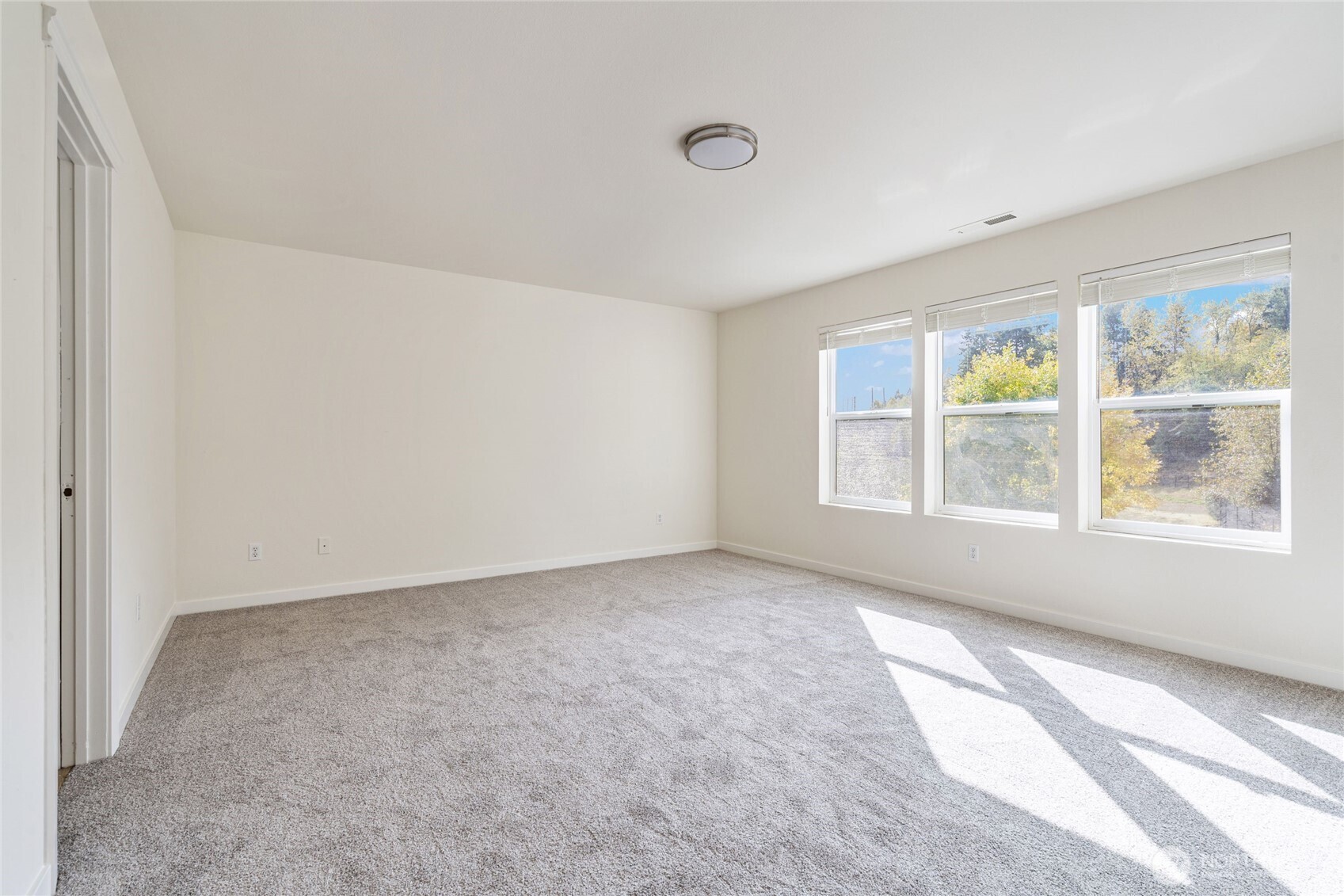 2511 Northeast 1st Street Renton, WA 98056 - Photo 14 of 32