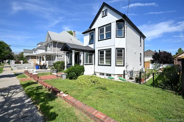 $1,875,000 | 154-25 13th Avenue | Beechhurst