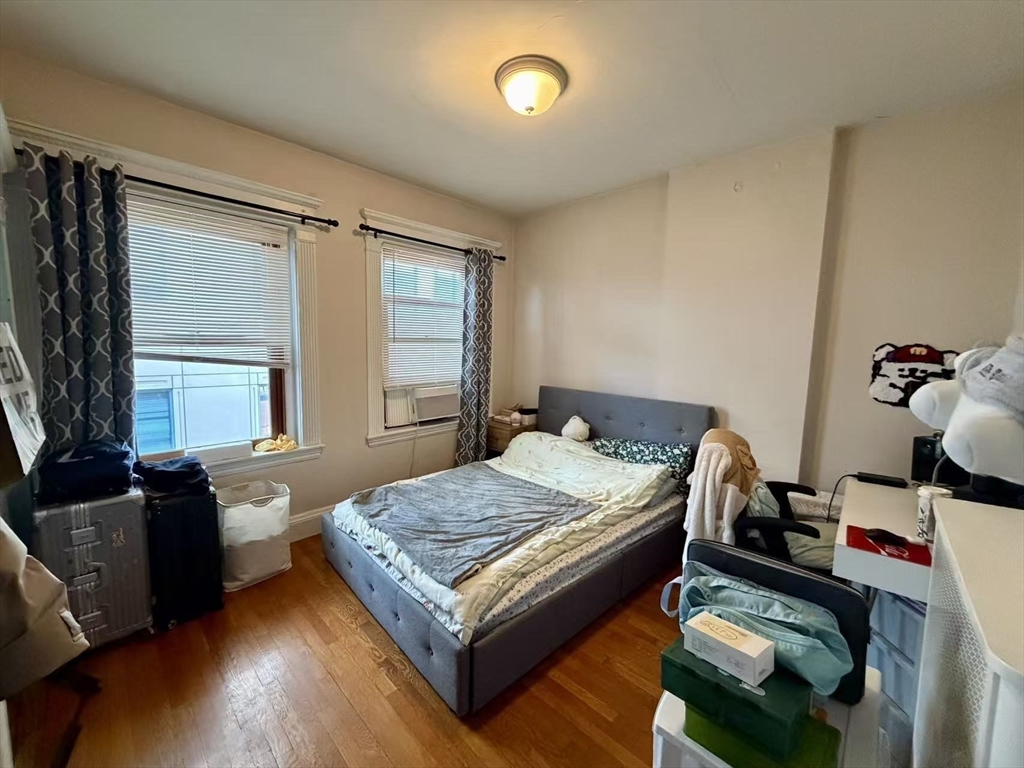 8 Garrison Street, Unit 711 Boston, MA 02116 - Photo 5 of 6