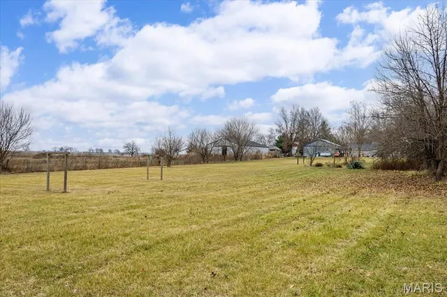 $359,900 | 145 4th Street, New Memphis, IL 62266