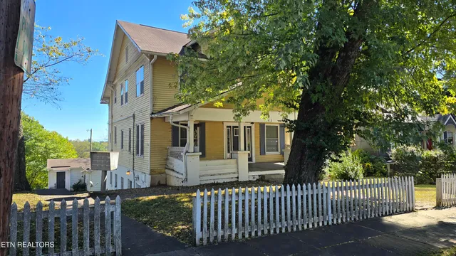 $1,849,950 | 1412 Armstrong Avenue, Knoxville, TN 37917