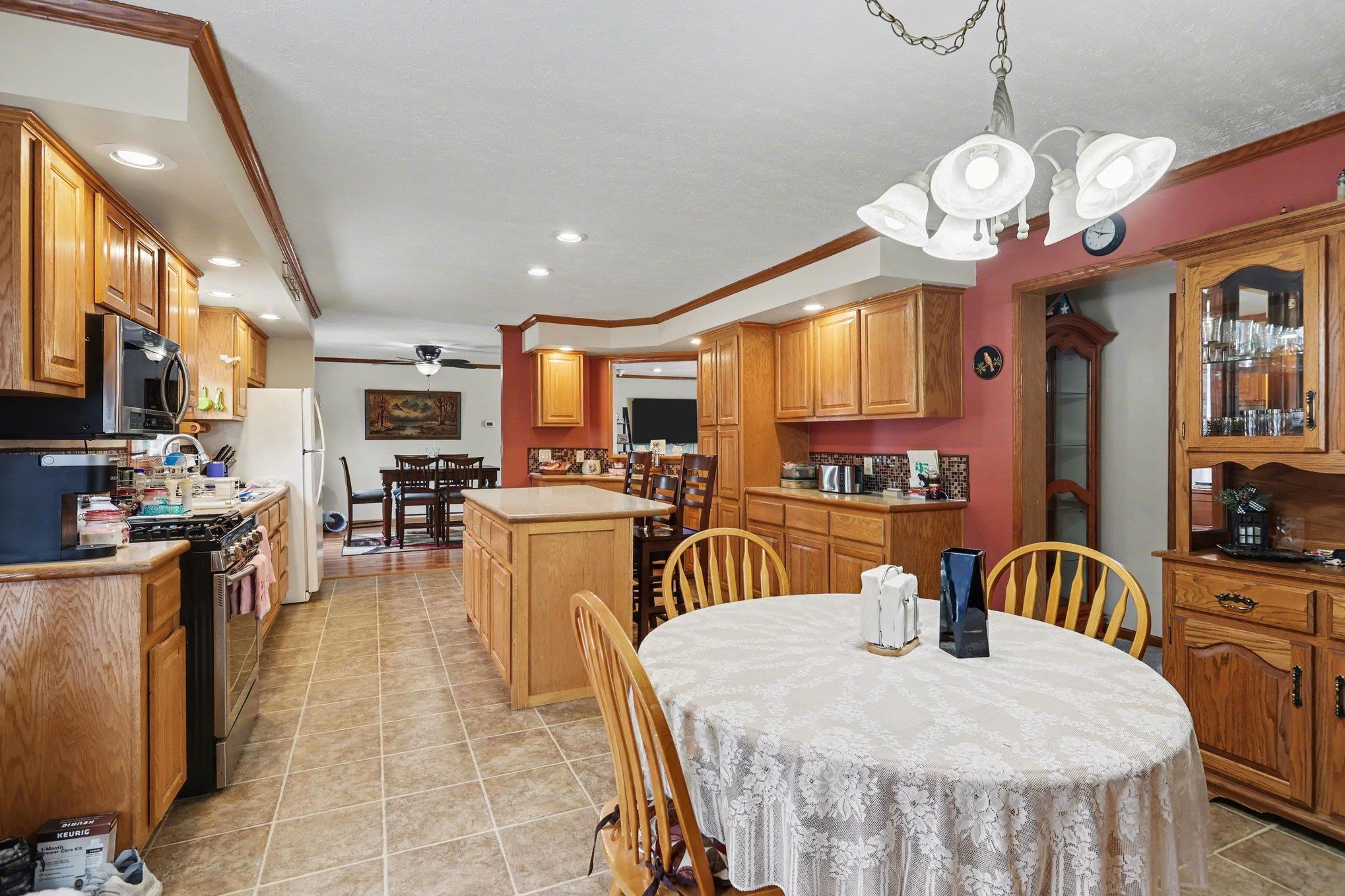 2510 Martin Road Beaverton, MI 48612 - Photo 15 of 33