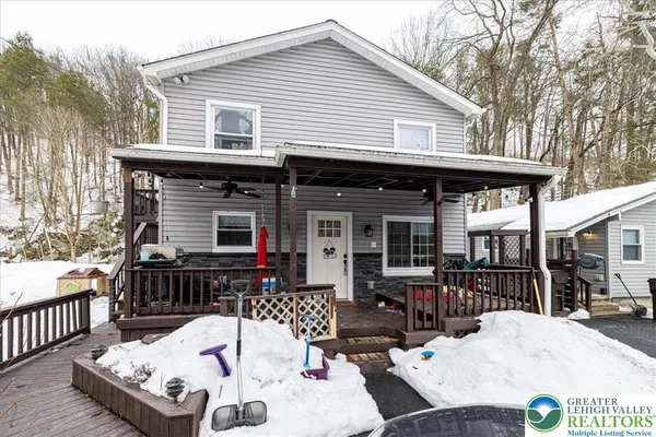 $350,000 | 622 Creek Road, Bath, PA 18014