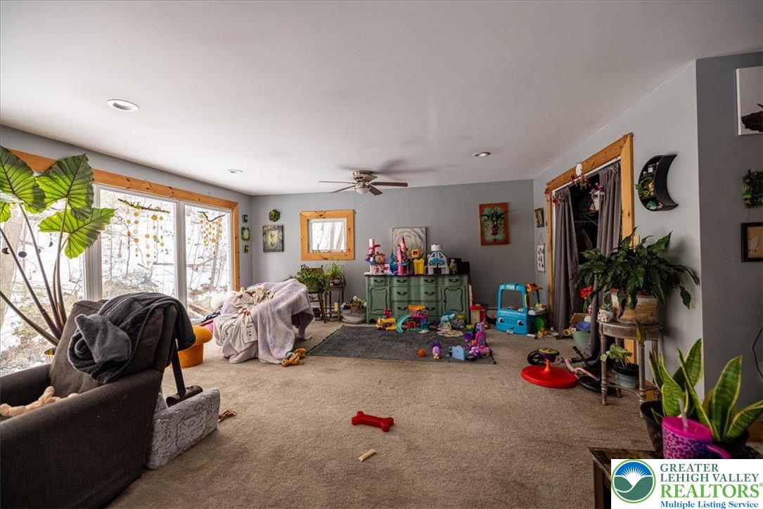 622 Creek Road Bath, PA 18014 - Photo 10 of 41