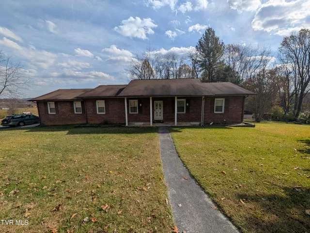 $219,985 | 14080 Dennis Drive, Bristol, VA 24202