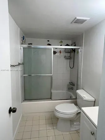 $1,700 | 19805 Southwest 114th Avenue, Unit 119, Miami, FL 33157