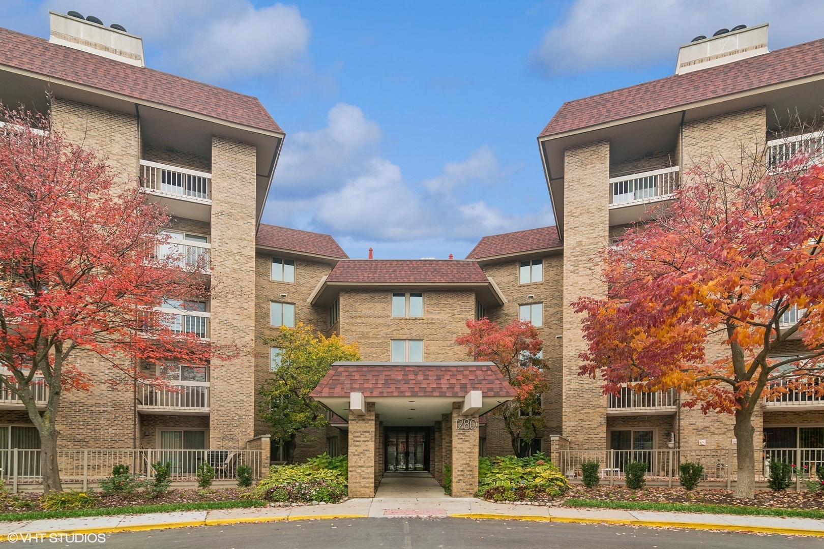 1280 Rudolph Drive, Unit 3M Northbrook, IL 60062 - Photo 1 of 15 Gallery Image 1