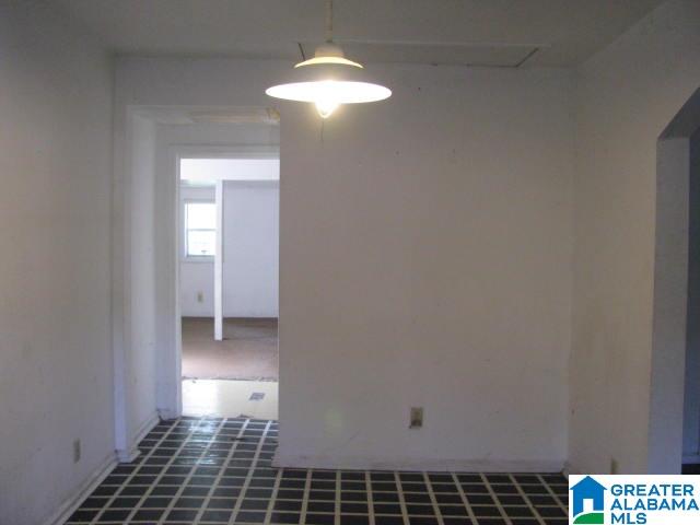 728 27th Street Southwest Birmingham, AL 35211 - Photo 3 of 10