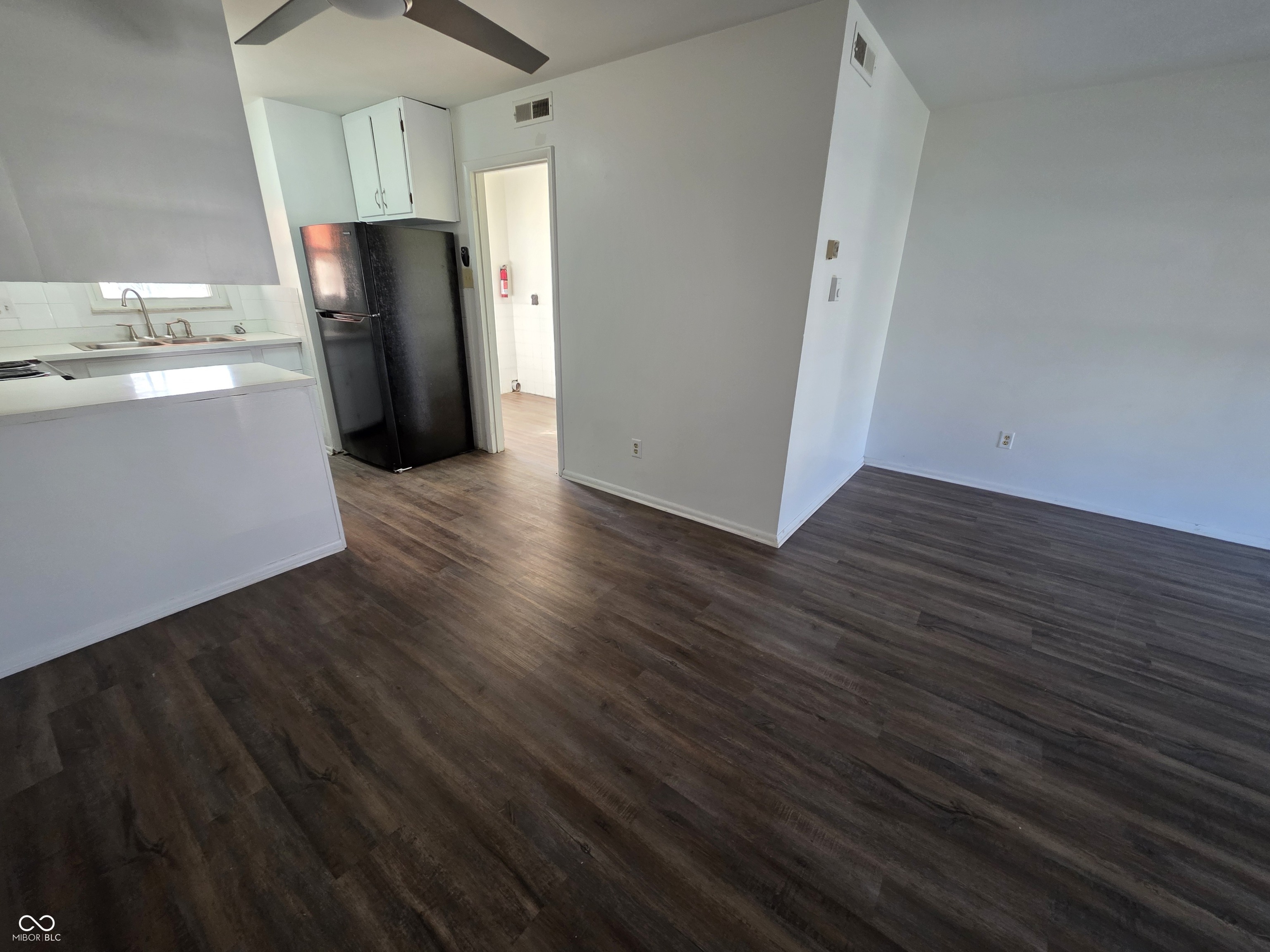 3809 Biscayne Road Indianapolis, IN 46226 - Photo 5 of 15