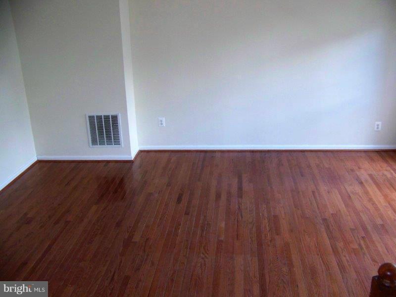 3331 Yellow Flower Road Laurel, MD 20724 - Photo 6 of 16 Interior (General)