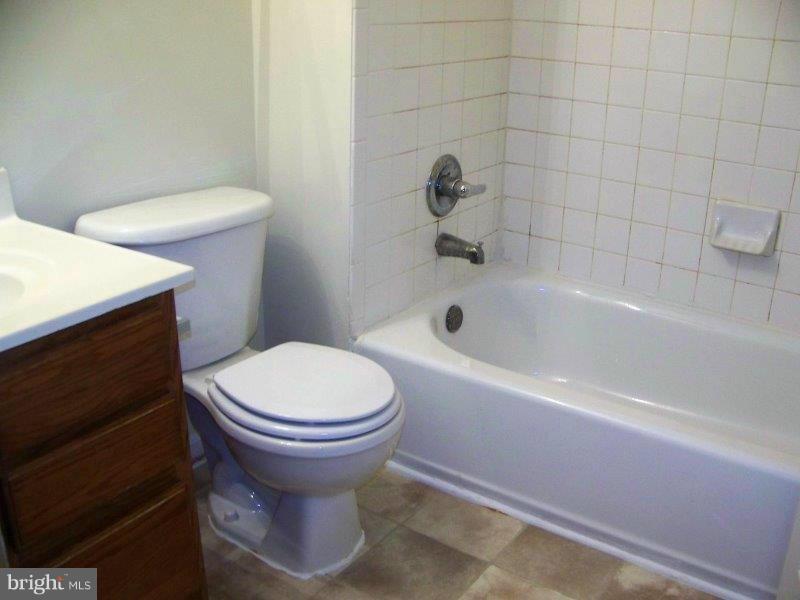 3331 Yellow Flower Road Laurel, MD 20724 - Photo 10 of 16 Bath