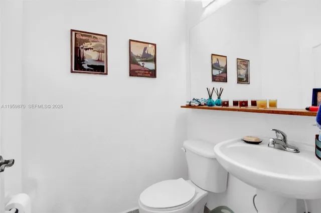 $699,999 | 11531 Northwest 79th Lane, Doral, FL 33178