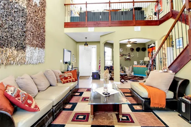 $699,999 | 11531 Northwest 79th Lane, Doral, FL 33178