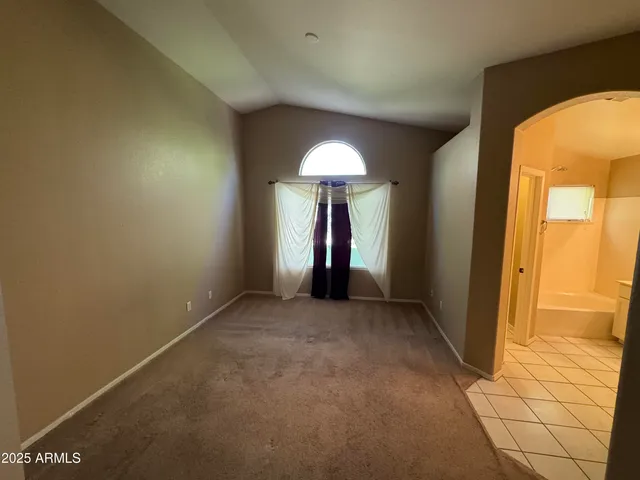 $2,300 | 1018 West Juniper Avenue, Gilbert, AZ 85233