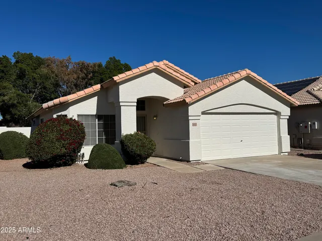 $2,300 | 1018 West Juniper Avenue, Gilbert, AZ 85233