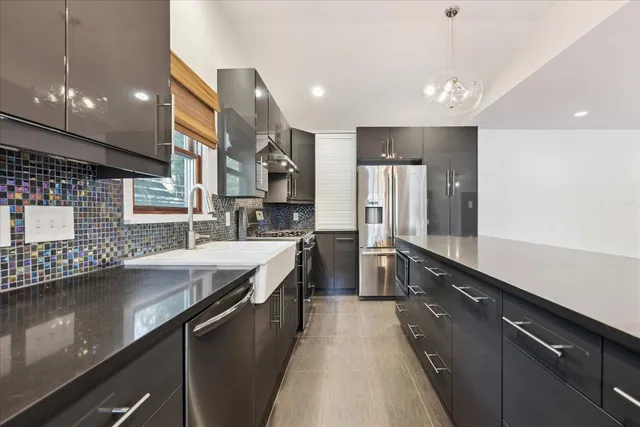 $6,395 | 1106 Fairmount Avenue, Austin, TX 78704