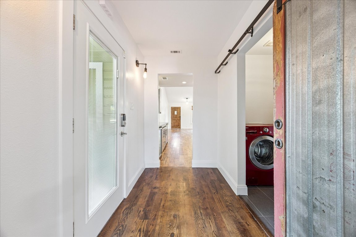 1106 Fairmount Avenue Austin, TX 78704 - Photo 21 of 25 a view of hallway with wooden floor