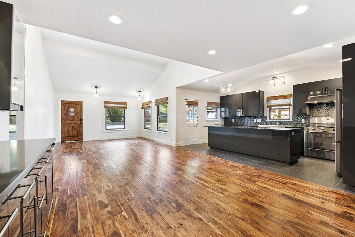 1106 Fairmount Avenue Austin, TX 78704 - Photo 8 of 25