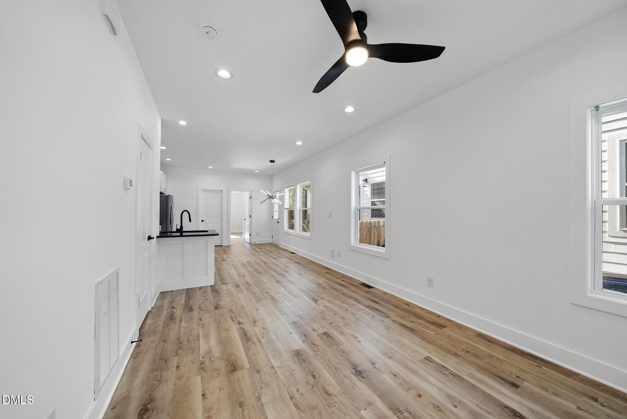 808 Vardaman Street Raleigh, NC 27610 - Photo 4 of 21 DSC08158