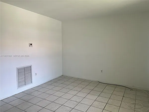 $1,400 | 832 Northeast 5th Avenue, Unit 832, Homestead, FL 33030