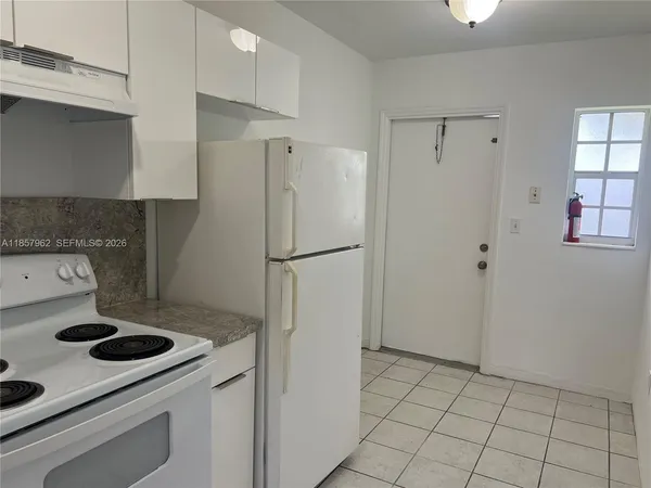 $1,400 | 832 Northeast 5th Avenue, Unit 832, Homestead, FL 33030
