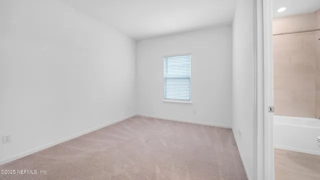 $2,400 | 264 Lake Sinclair Street, St. Augustine, FL 32084