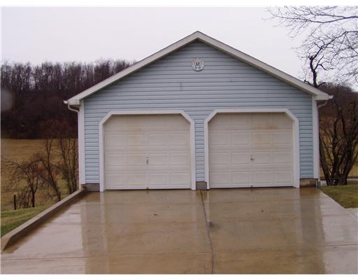 65 Barr Road Finleyville, PA 15332 - Photo 2 of 18 Parking Lot/Garage.