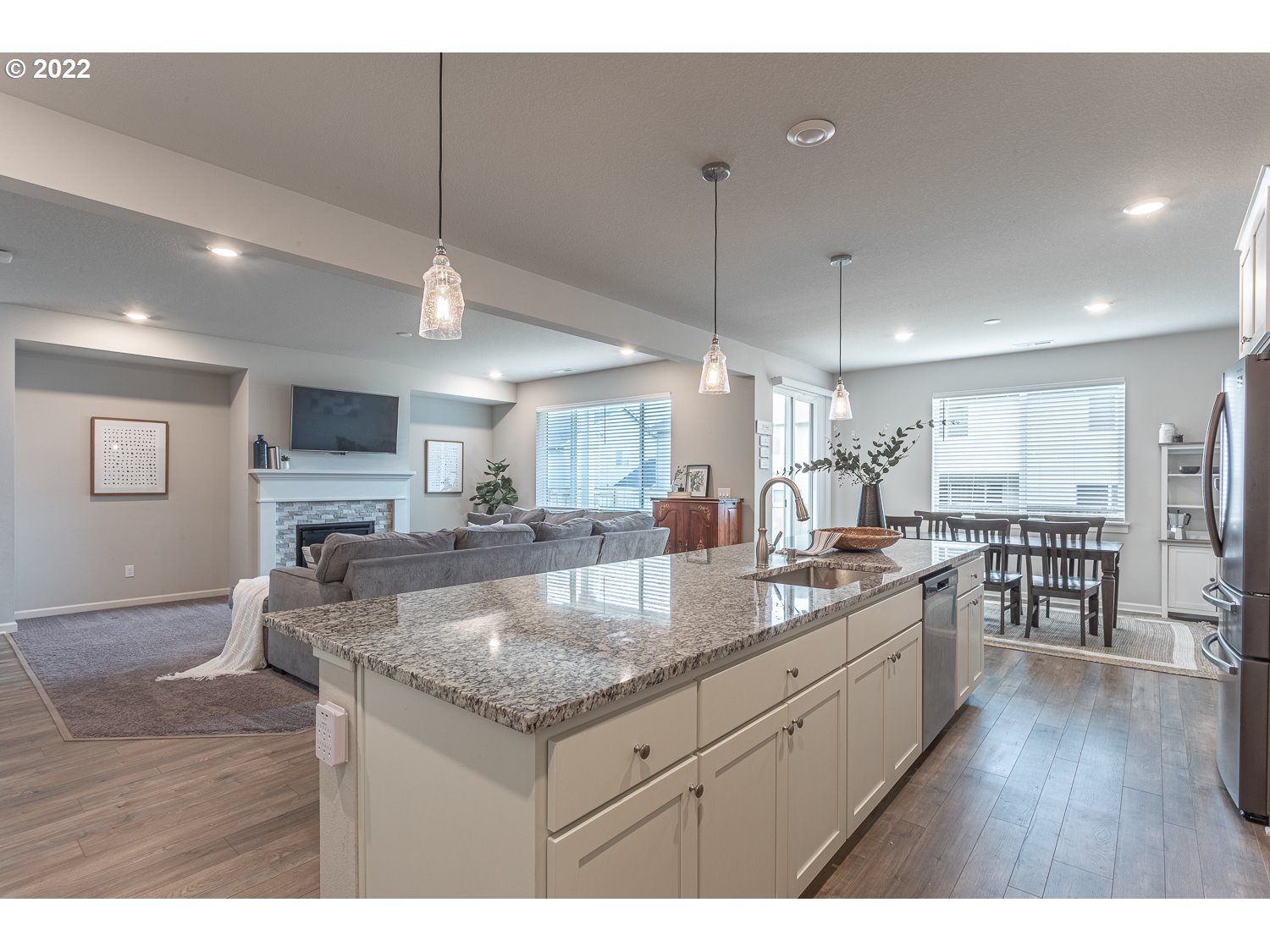 3821 South 41st Place Ridgefield, WA 98642 - Photo 11 of 32 a kitchen with stainless steel appliances granite countertop a sink a oven and a refrigerator