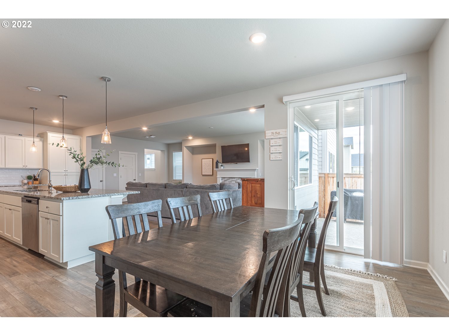 3821 South 41st Place Ridgefield, WA 98642 - Photo 13 of 32 a dining room with furniture and window