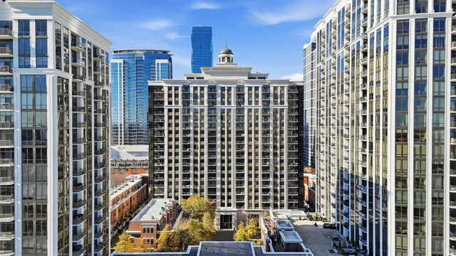 $485,000 | 1322 South Prairie Avenue, Unit 408, Chicago, IL 60605