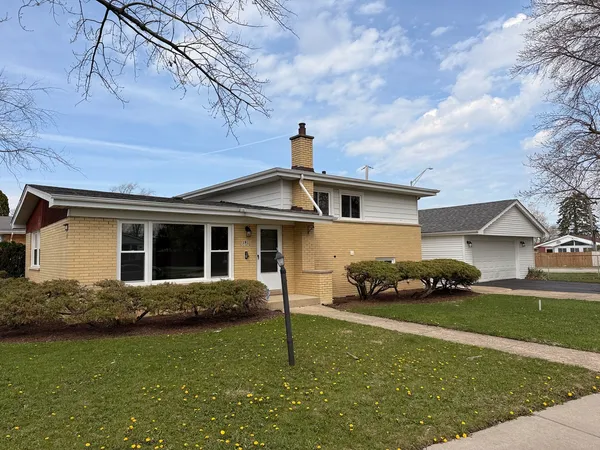 $290,700 | 191 Kathleen Lane, Chicago Heights, IL 60411