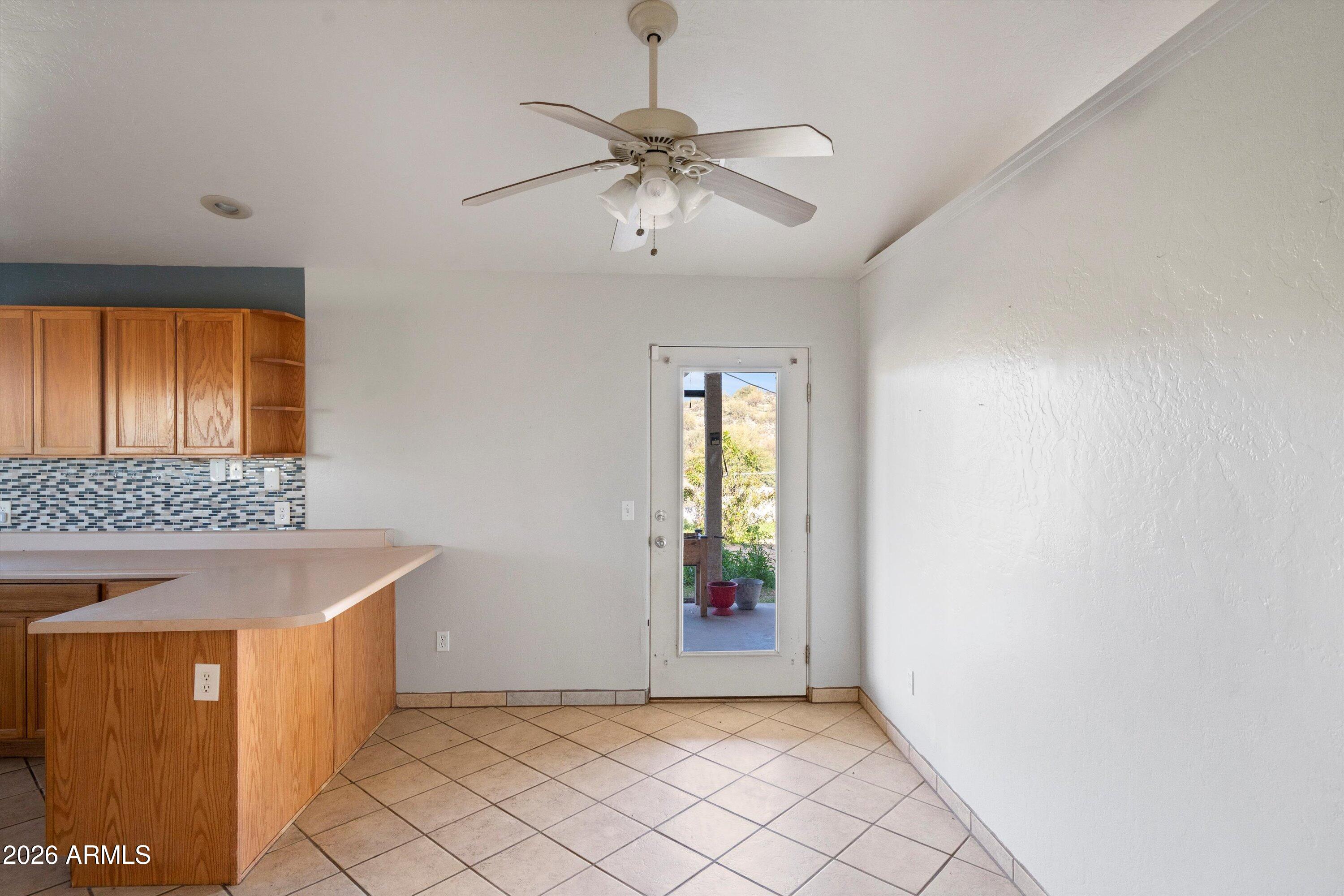 51224 North Mockingbird Road Wickenburg, AZ 85390 - Photo 10 of 31 10-Breakfast Area