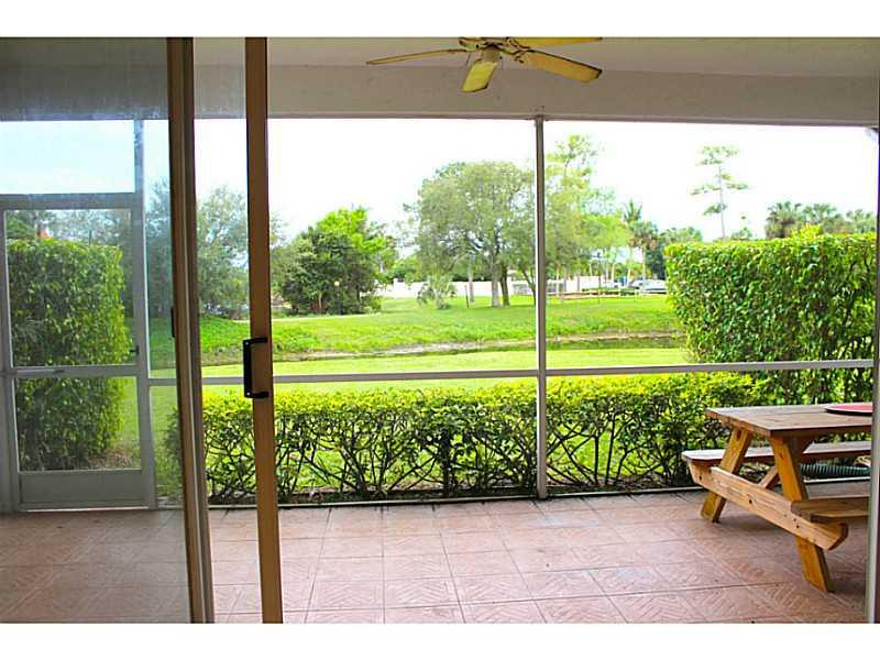 21478 St Andrews Grand Circle, Unit 14 Boca Raton, FL 33486 - Photo 18 of 25 Exterior Front