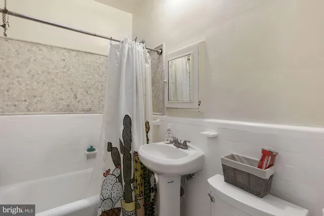 $3,350 | 1006 Quebec Place Northwest, Washington, DC 20010