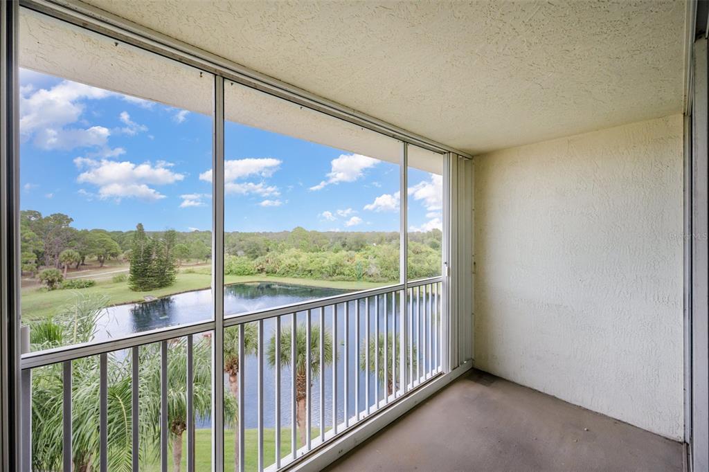 1420 Huntington Lane, Unit 2502 Rockledge, FL 32955 - Photo 22 of 26 a view of large windows