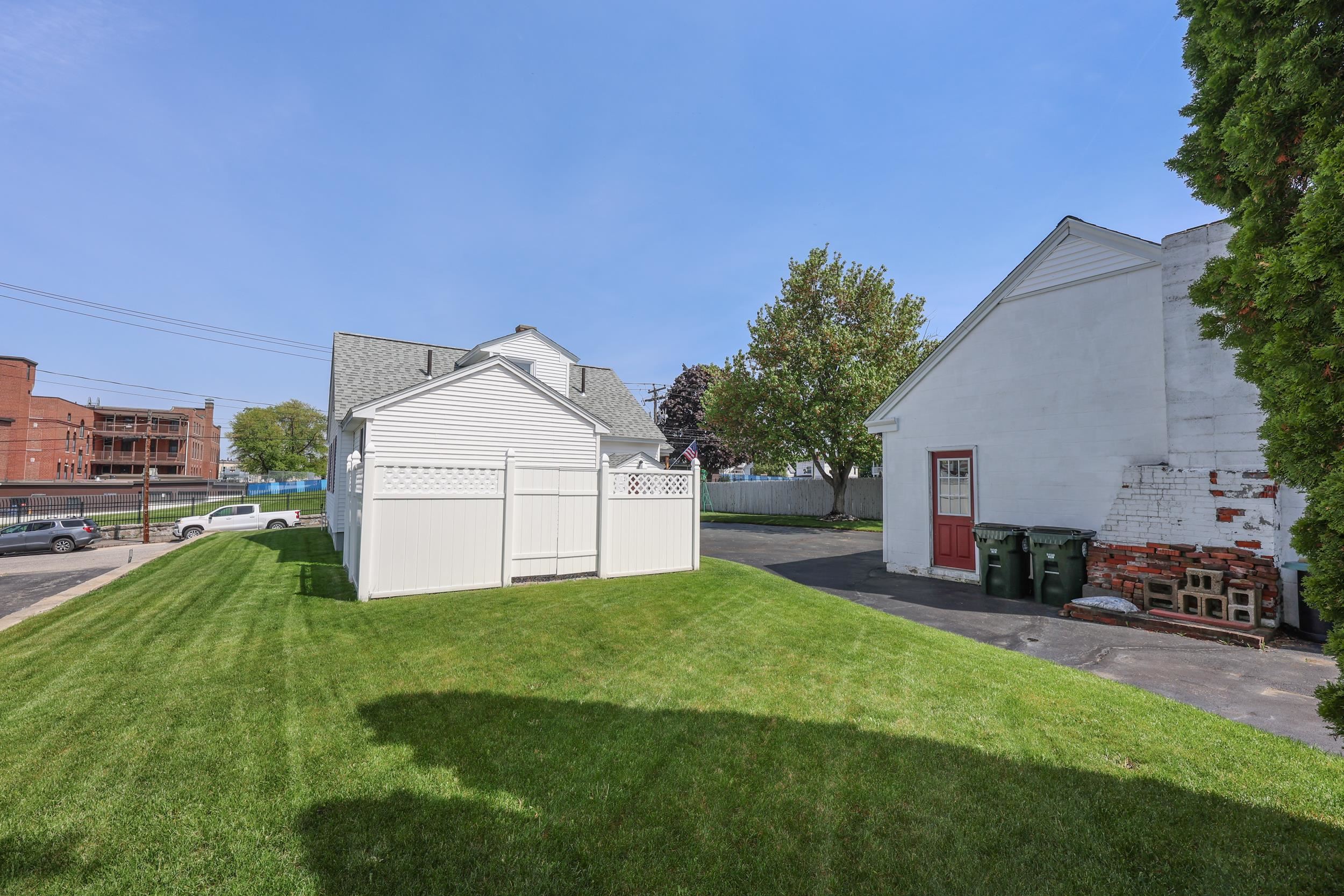 36 Alsace Street Manchester, NH 03102 - Photo 40 of 43
