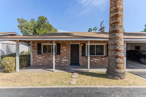$1,145 | 524 West Fairway Drive, Unit 6, Mesa, AZ 85201