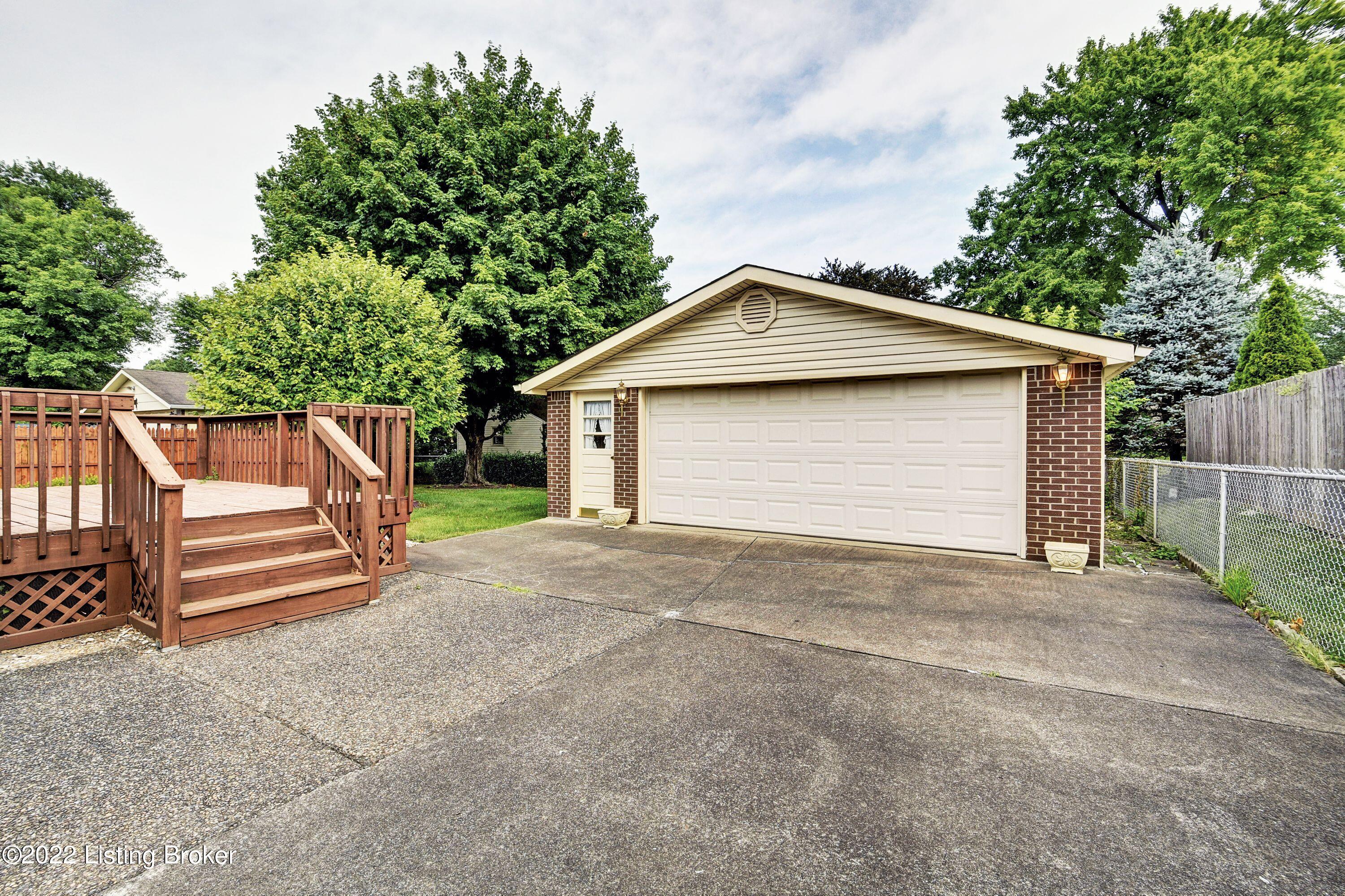 6707 Windhurst Road Louisville, KY 40207 - Photo 5 of 36 24' X 24' Detached Garage.